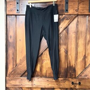New Active 8 black joggers